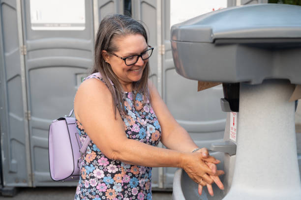 Best High-end porta potty rental  in Elk Grove Vlage, IL
